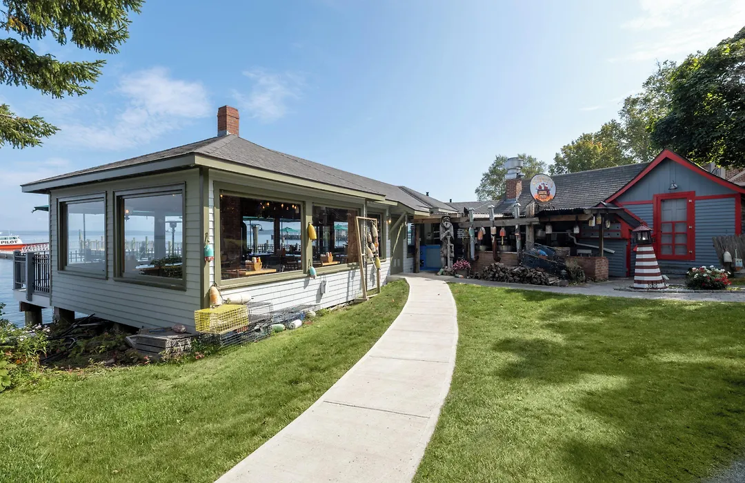 Holiday Inn Bar Harbor Regency Hotel By Ihg-1
