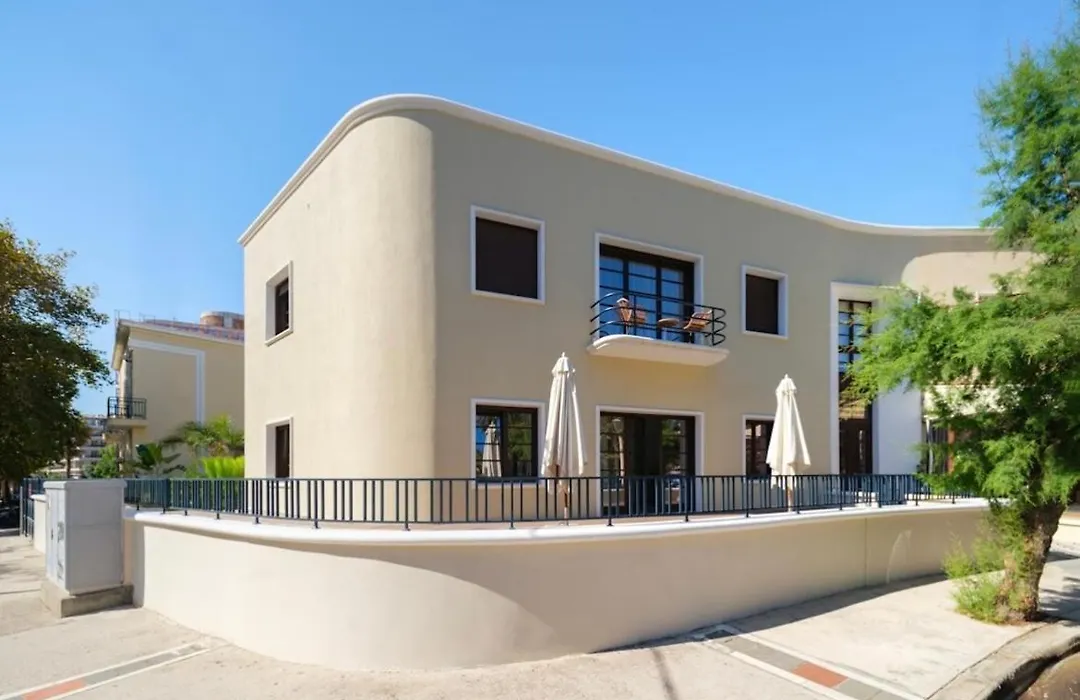 Naillac Elite Suites-1