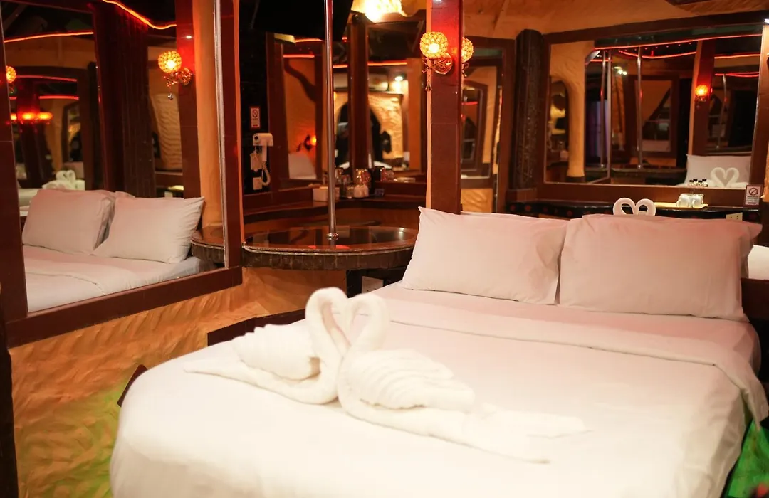 Penthouse Pattaya-1