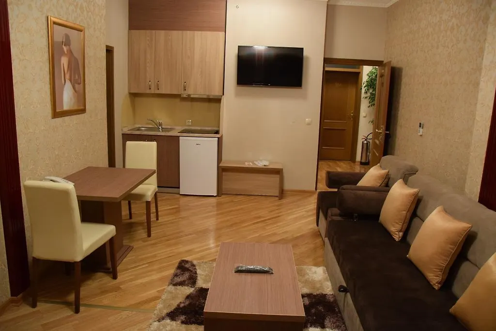 Hotel Elegance-1