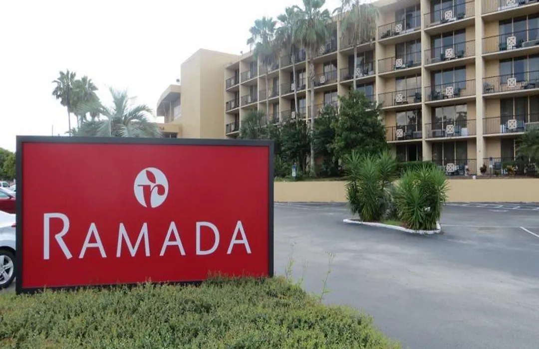 Ramada Downtown Orlando-1