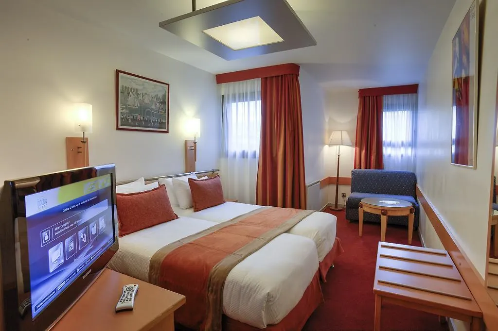 Hotel Opera Cadet-1