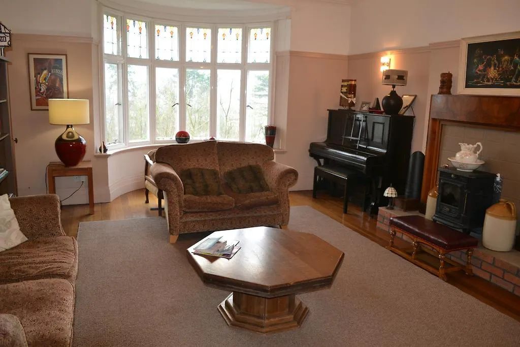Crabble Hill House-1