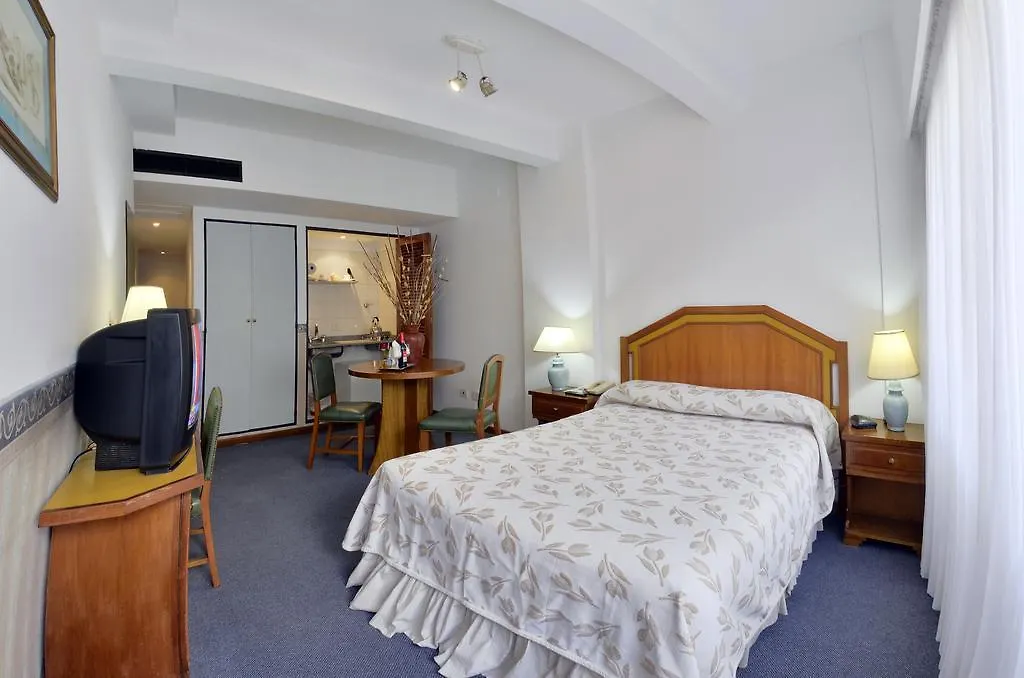 Art Deco Hotel & Suites-1