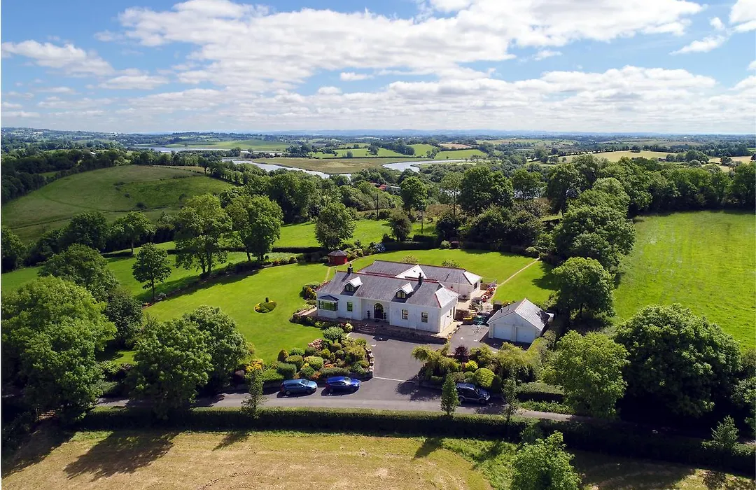 Willowbank House And Lodges-1