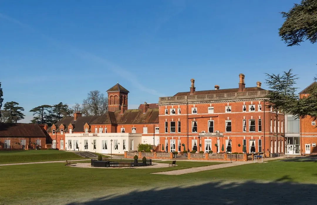 Oakley Hall Hotel-1