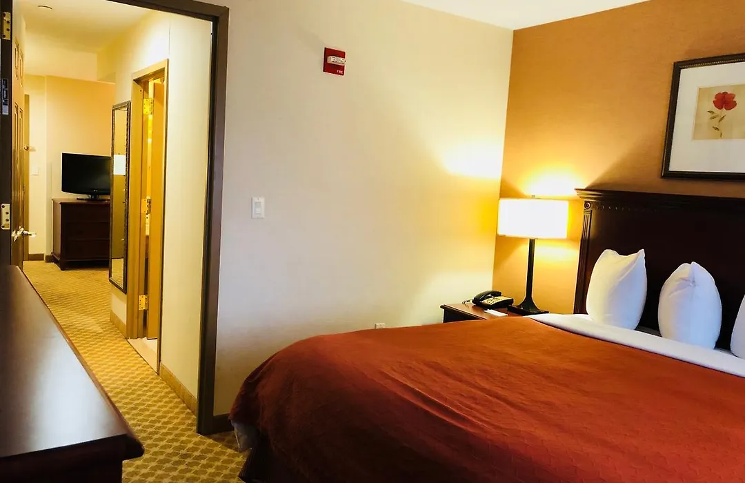 Queens County Inn And Suites-1