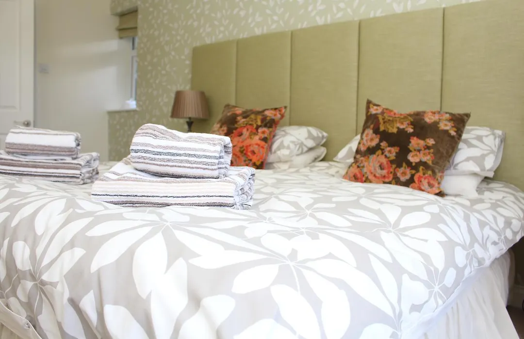 Laurels Guesthouse-1