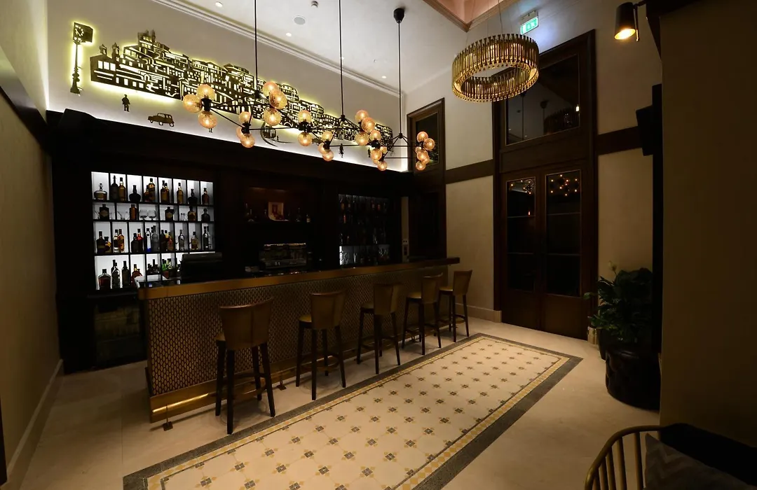 10 Karakoy-1