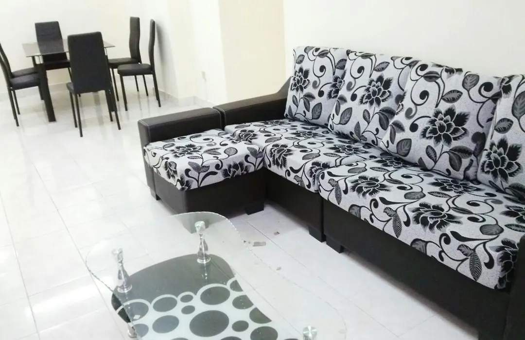 Live Com Hotel-1