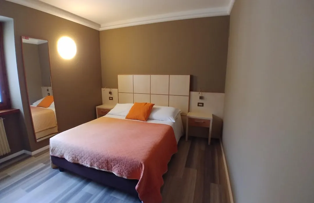 Albergo Aurora-1