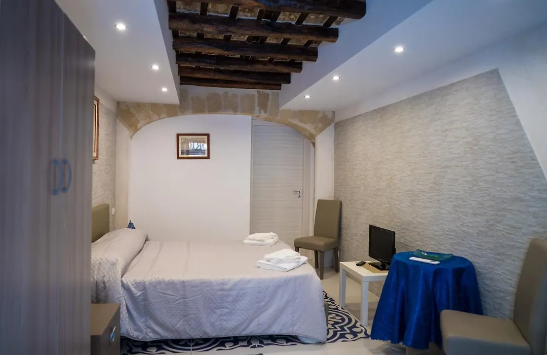 Cortile Azzurro-1