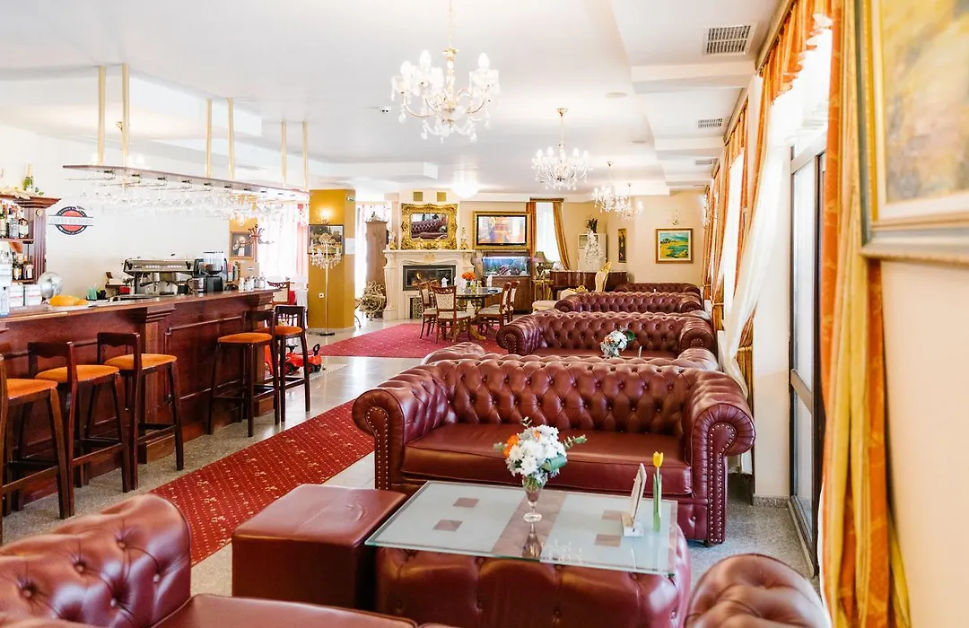 Elegant Lux Hotel-1