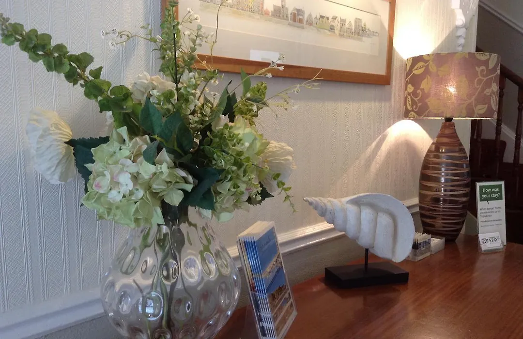 Endeavour Guest House-1