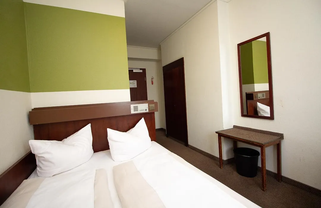 Hotel Dolomit-1