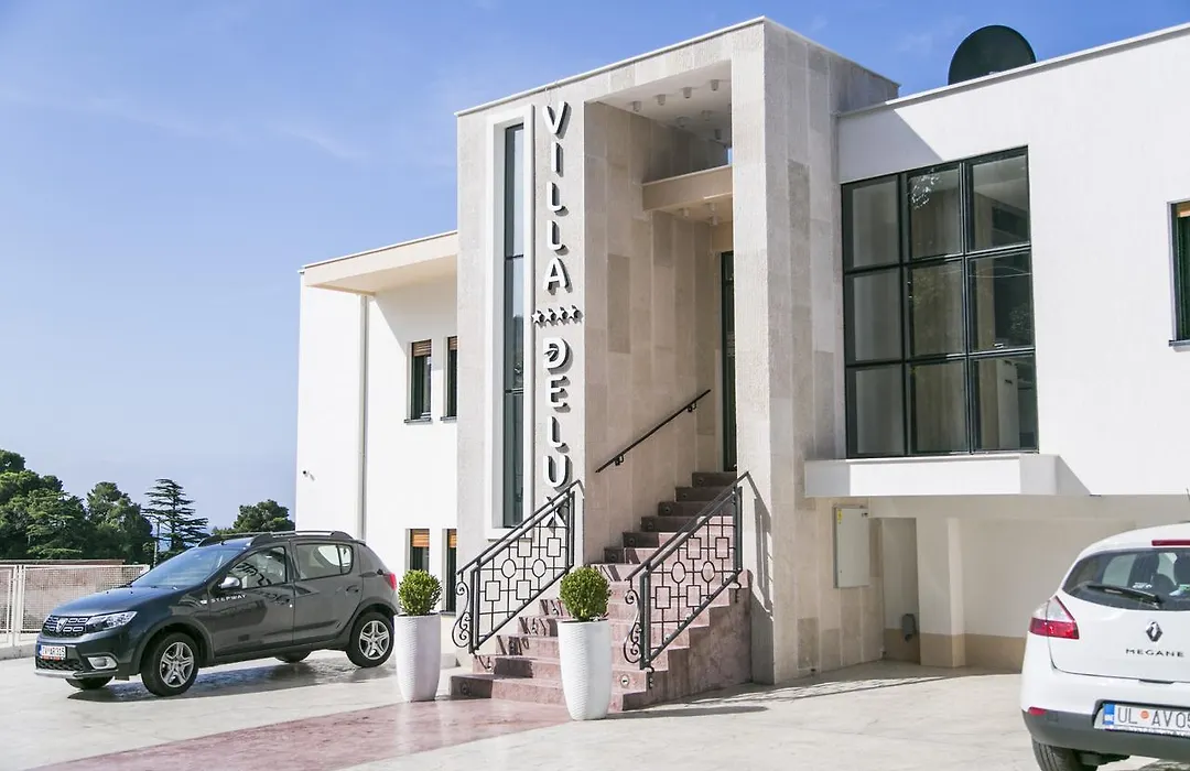 Villa Delux-1