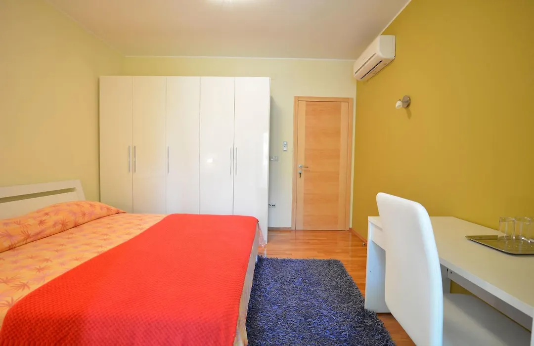 Villa Avantgarde B&B-1