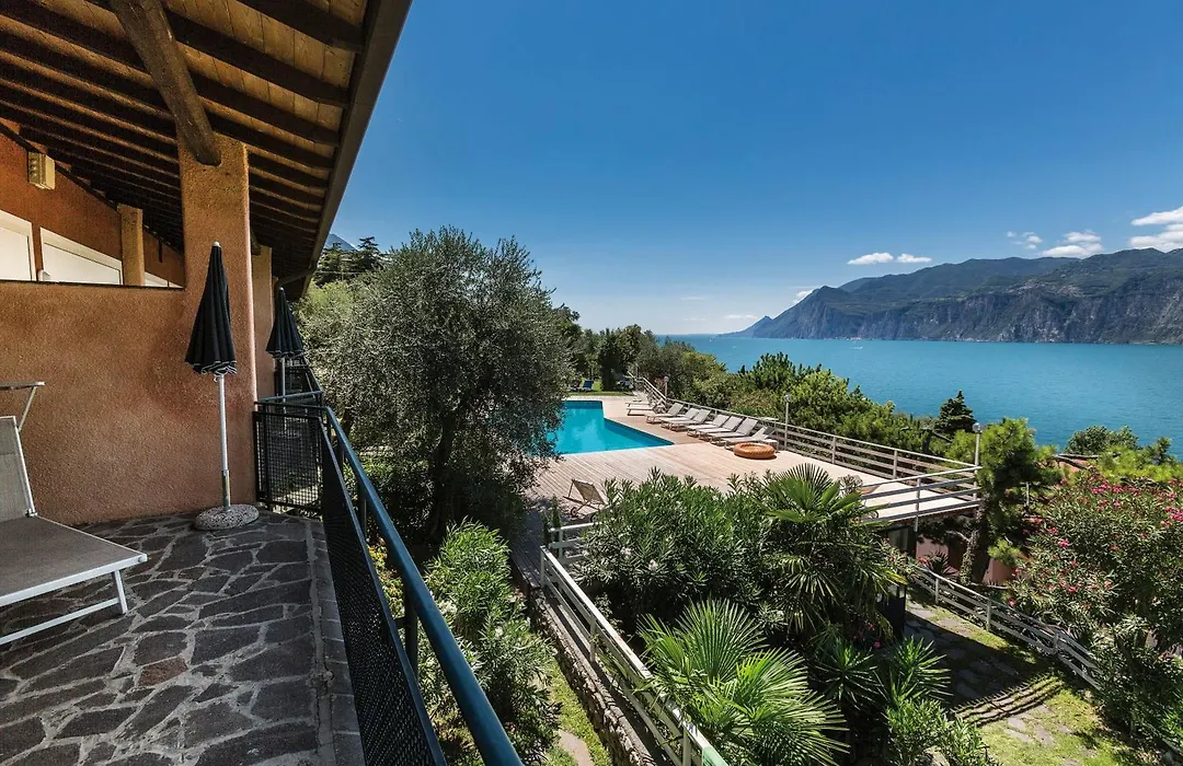 Residence Parco Lago Di Garda-1
