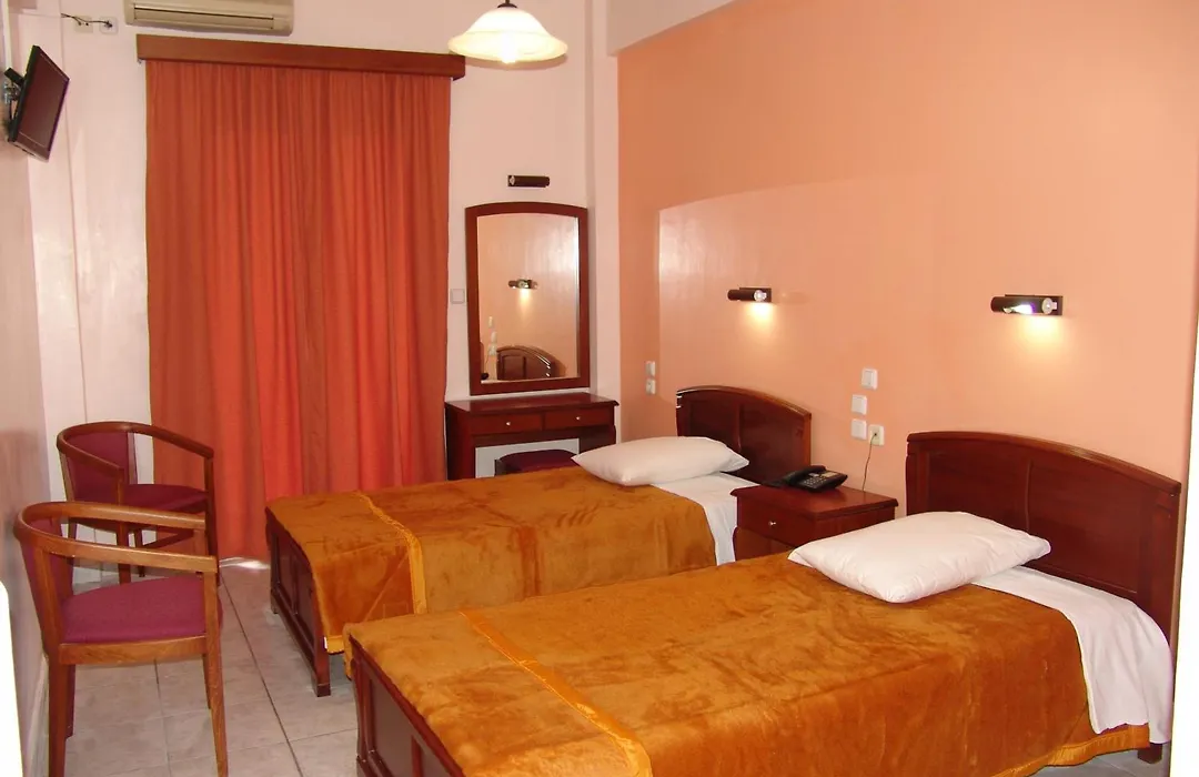 Hotel Cosmos-1