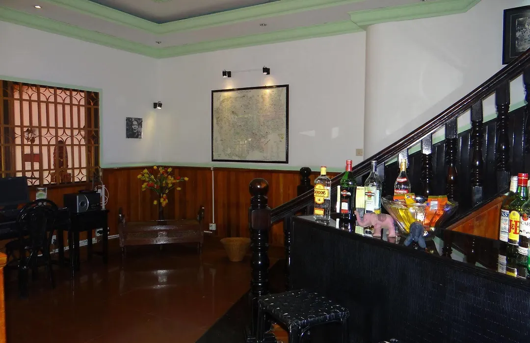 Alibi Guesthouse-1