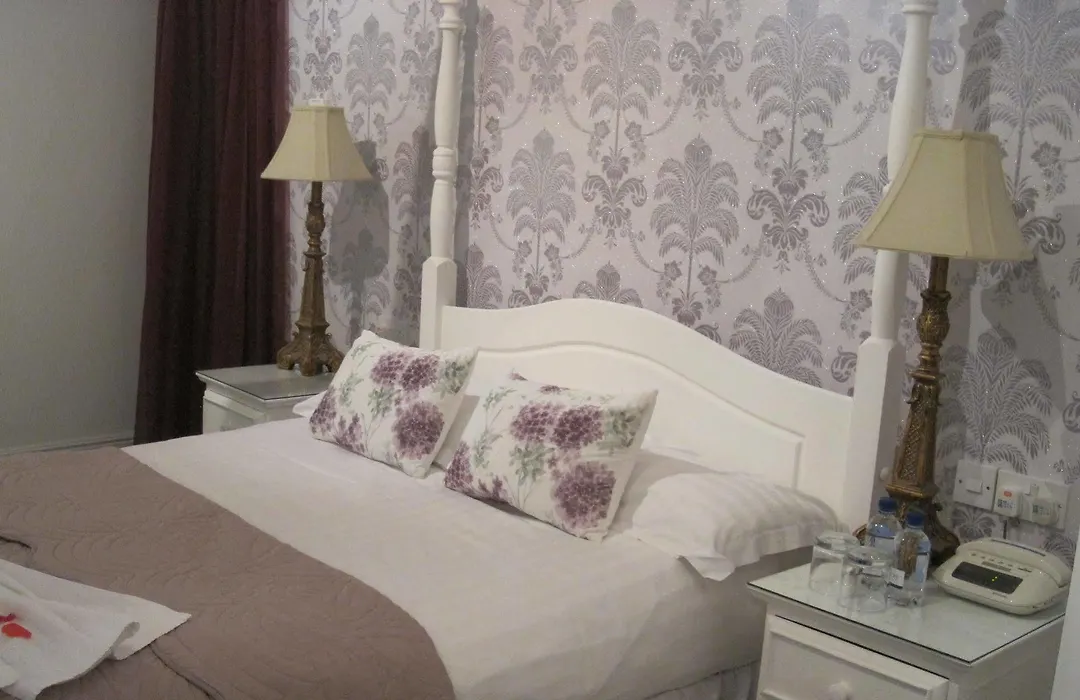 Glenburn Guest House-1