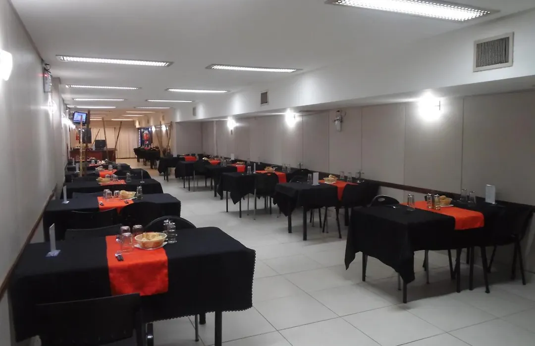 Adrazi Internacional-1