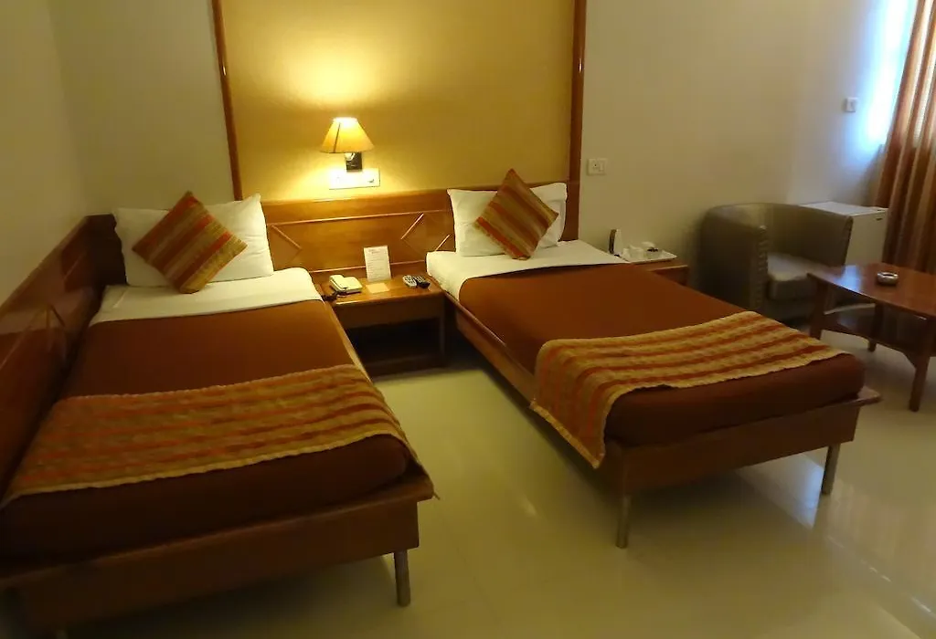 Avion Hotel-1