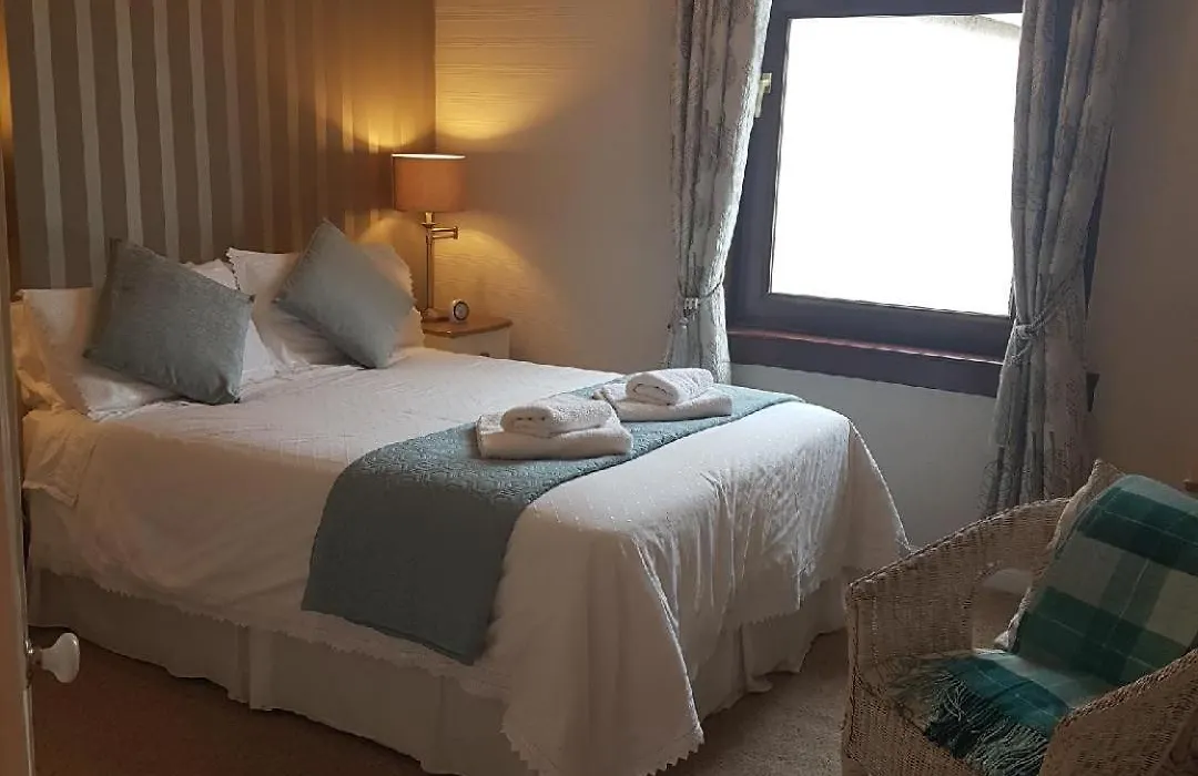 Linden Guest House-1