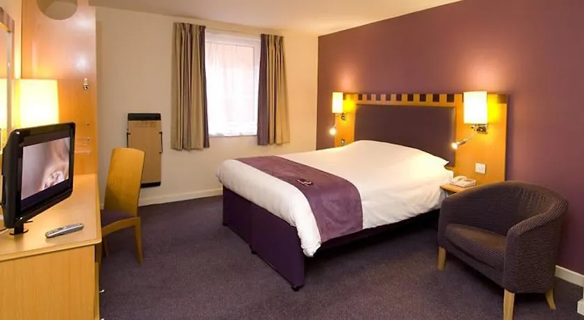 Premier Inn Chester City Centre-1