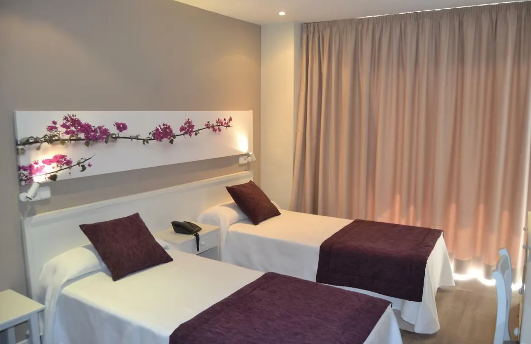 Hotel Brisa Marina (Adults Only)-1