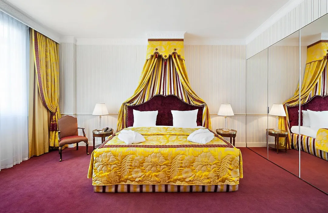 Hotel Metropole-1