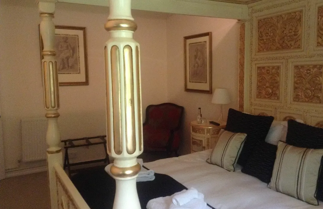 Bath Lodge Castle-1