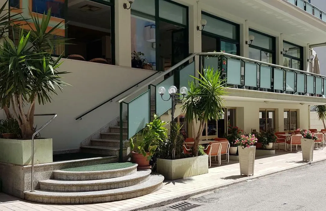 Hotel Chic-1