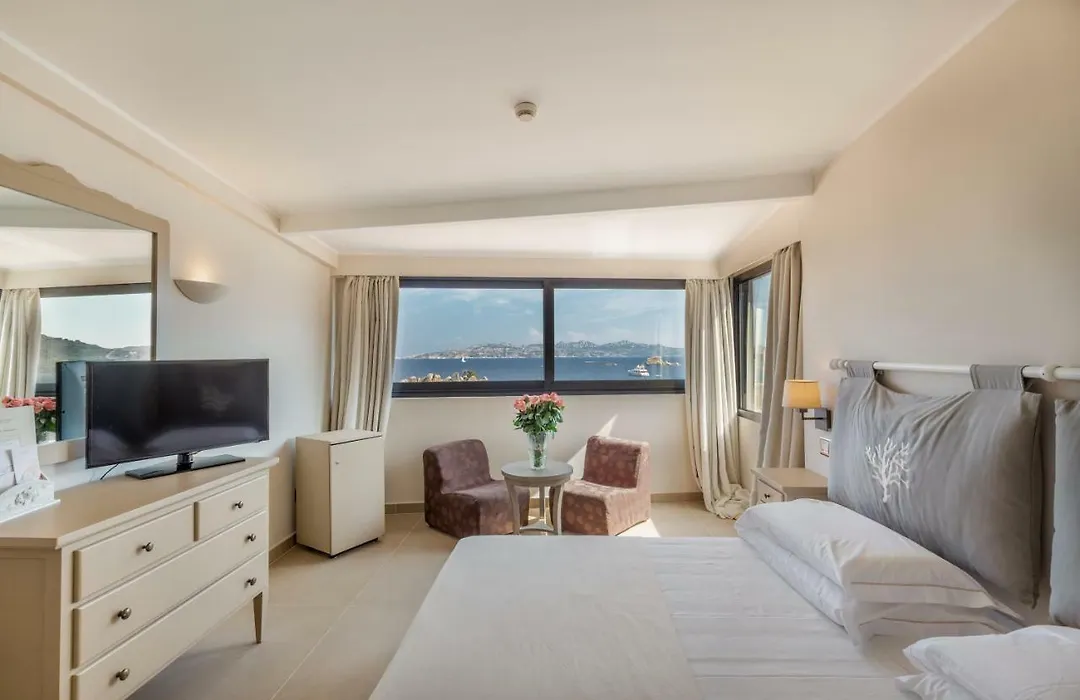 Hotel Cala Lunga-1