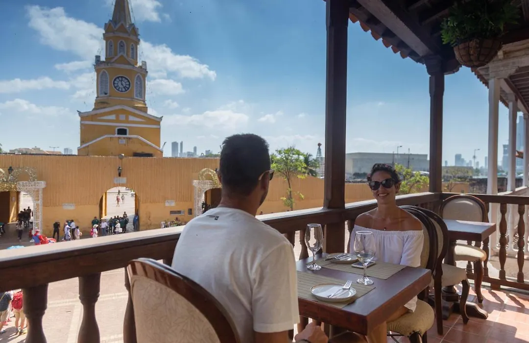 Hotel Torre Del Reloj-1