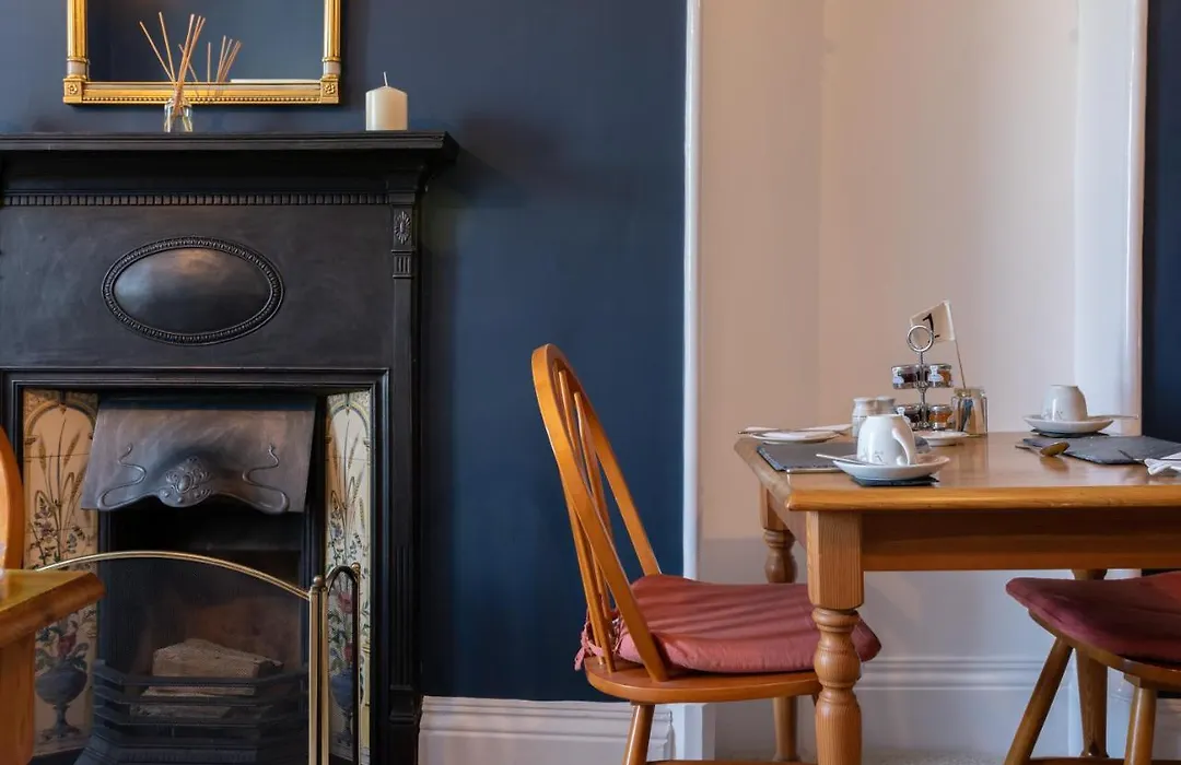 Ashleigh House-1