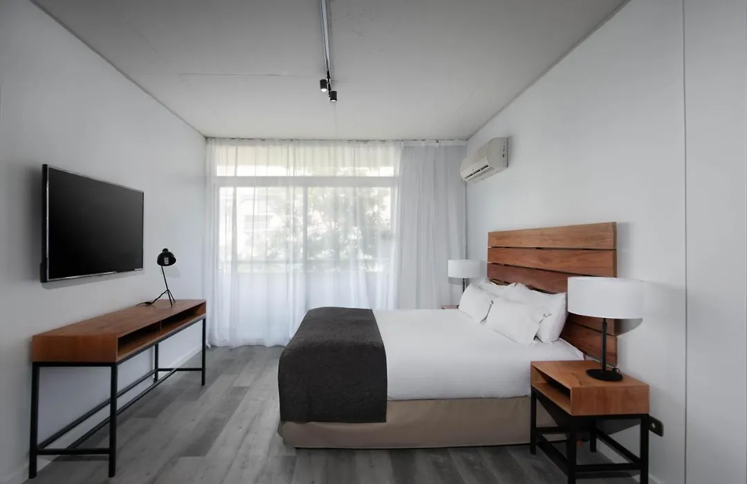 Urbanica The Suite-1