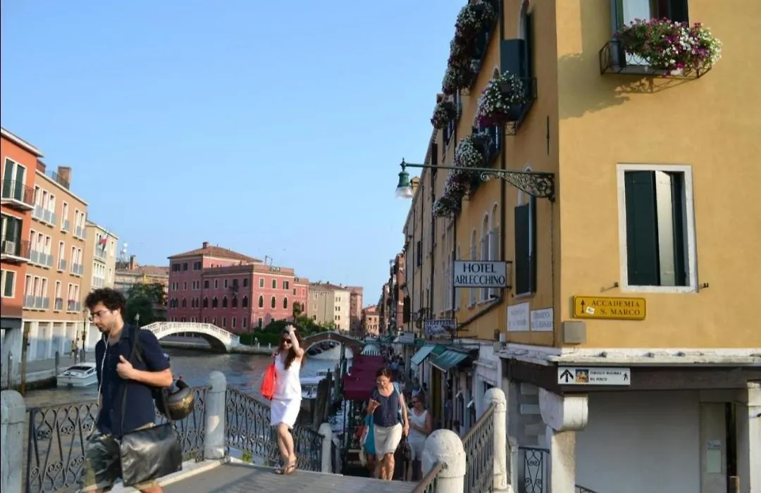 Rio Venice-1