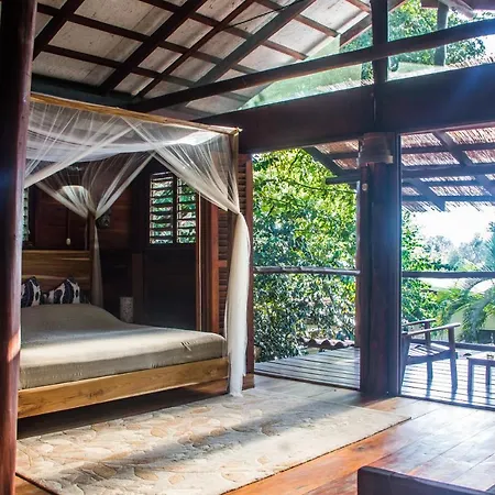 Funky Monkey Lodge-2