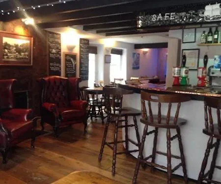 Safe Harbour Inn-2