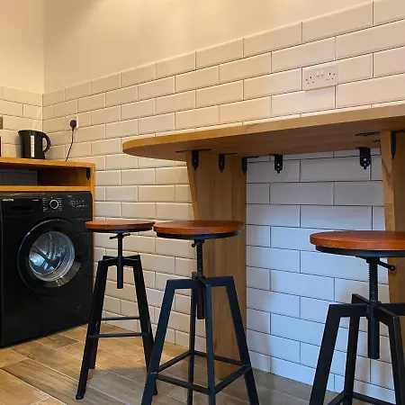 Queen Street Boutique Suites-3