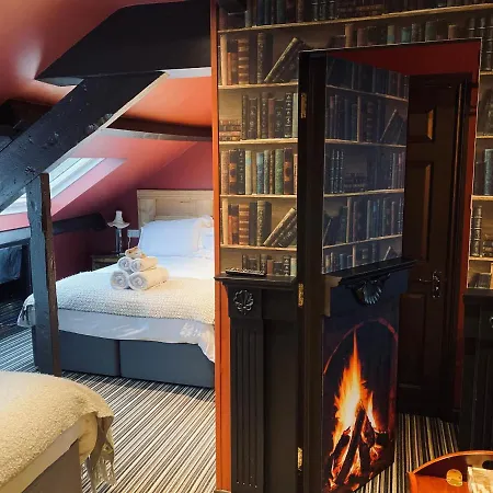 Minster Walk Guesthouse-3