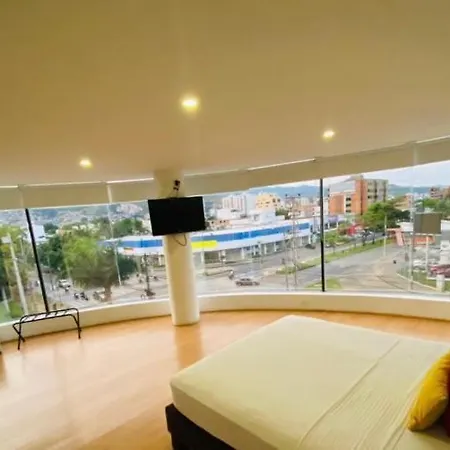 Hotel Metropolis Plaza Cali-2