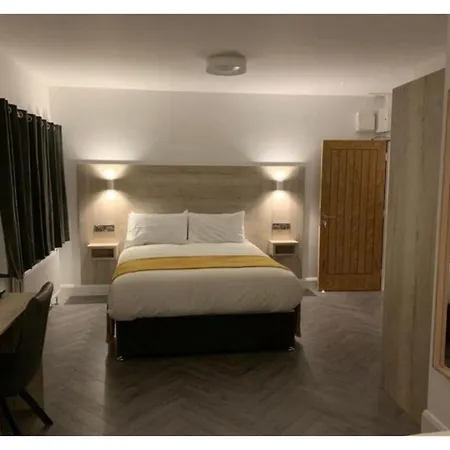 Mcnaughton Guestrooms-2