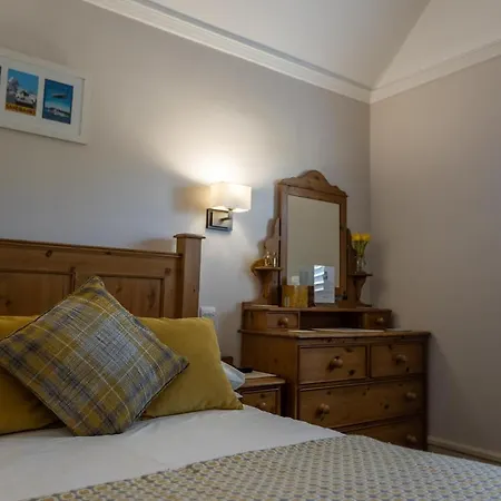 Cranborne House-2
