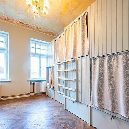 Blue Bird Boutique Hostel - Riga Old Town-2