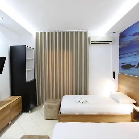 Ksamil Central Park Hotel-2