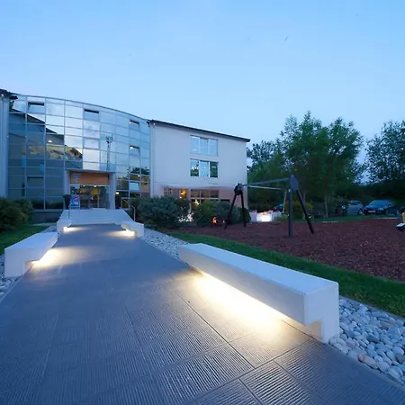 Bit Center Hotel-3