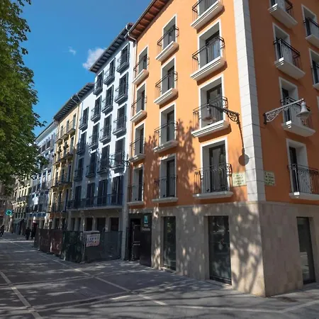 Hotel Ciudadela Pamplona-3
