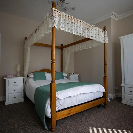 Claremont Guesthouse-2